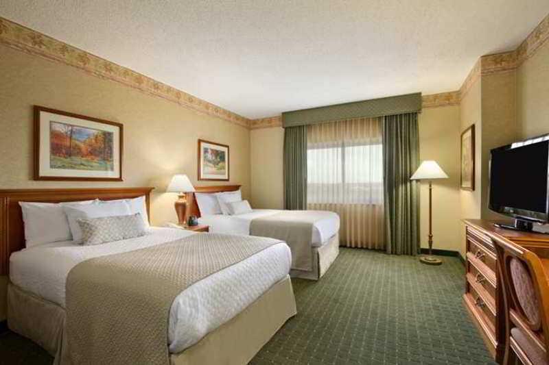 Embassy Suites North Charleston Airport Hotel Convention Exterior photo